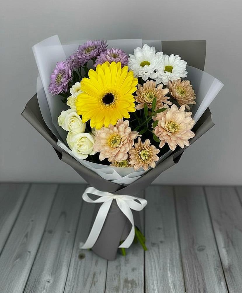 Букет цветов из: Розы, Герберы и Хризантемы в Юрла