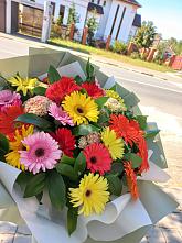 Букет цветов из:  Герберы #REPLACE_PRED# Юрла