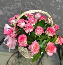 Цветочная композиция из Розы в корзине в Юрла