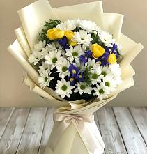 Букет цветов из:  Ирисы, Хризантемы и Розы #REPLACE_PRED# Юрла