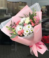 Букет цветов из:  Розы, Лизиантусы и Хризантемы в Юрла